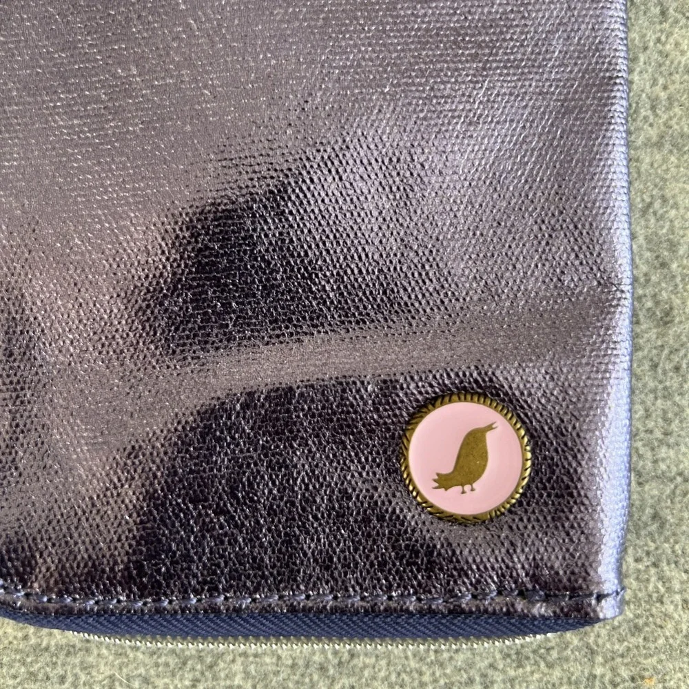 Sakroots Ella Smartphone Sling Crossbody Wallet Removable Strap Purple‎ Elephant